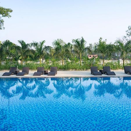Sterling Stolen Heaven Lonavala Exterior foto